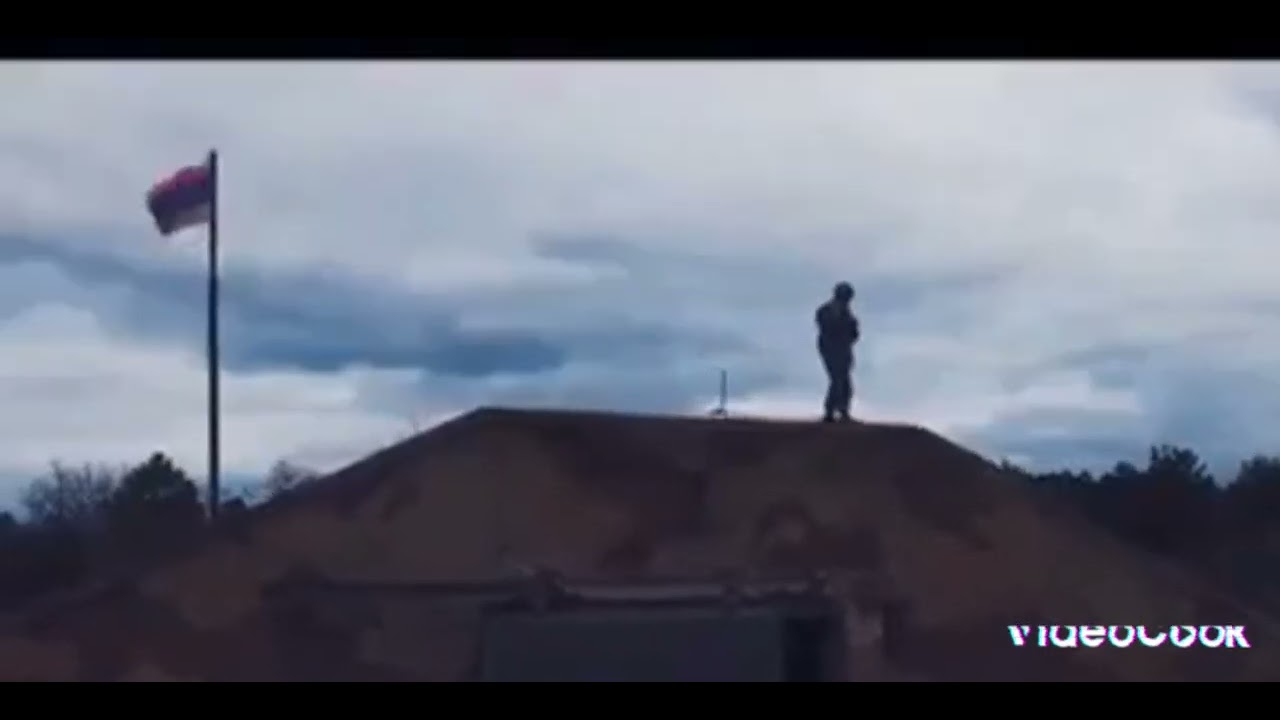 Bəlkədə bir dəfə geri d&ouml;n&uuml;b anlasaq,Yaşamaq olarmı. Hərbi&ccedil;i olmasaq?