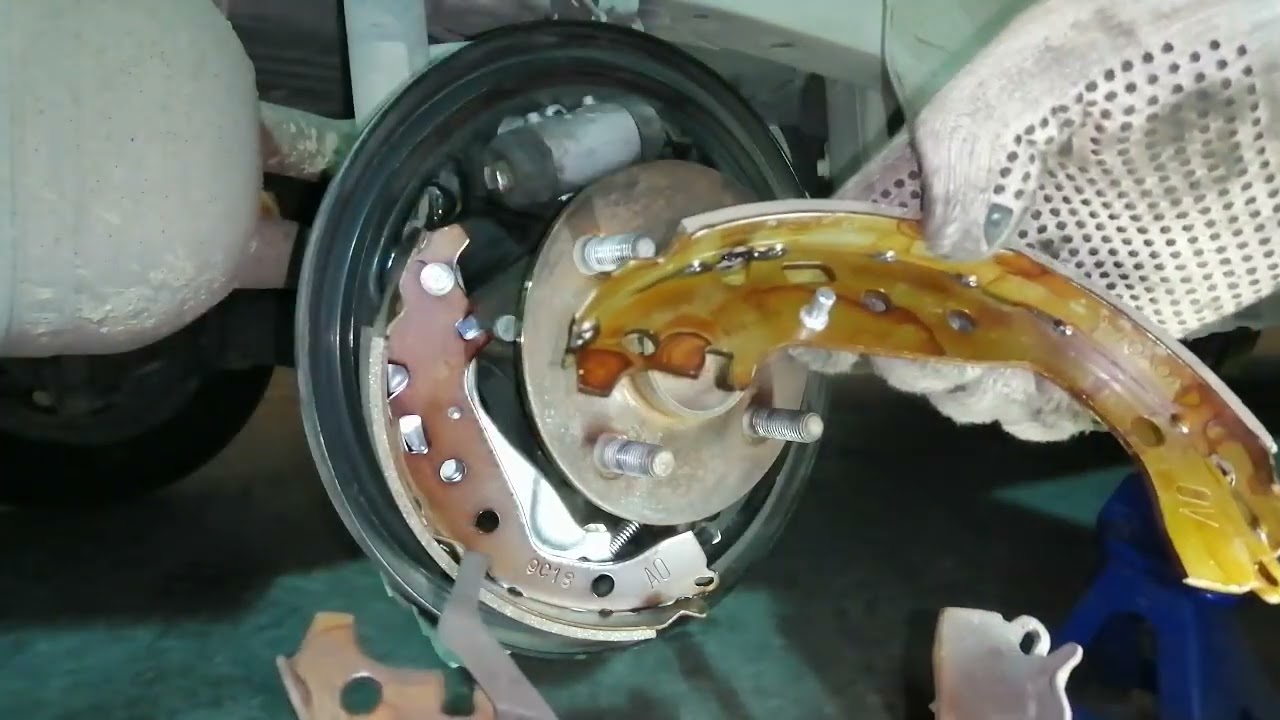 Drum Brake Replacement #automobile #mechanic #brake