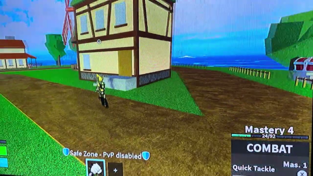 Playing Blox frutes p1