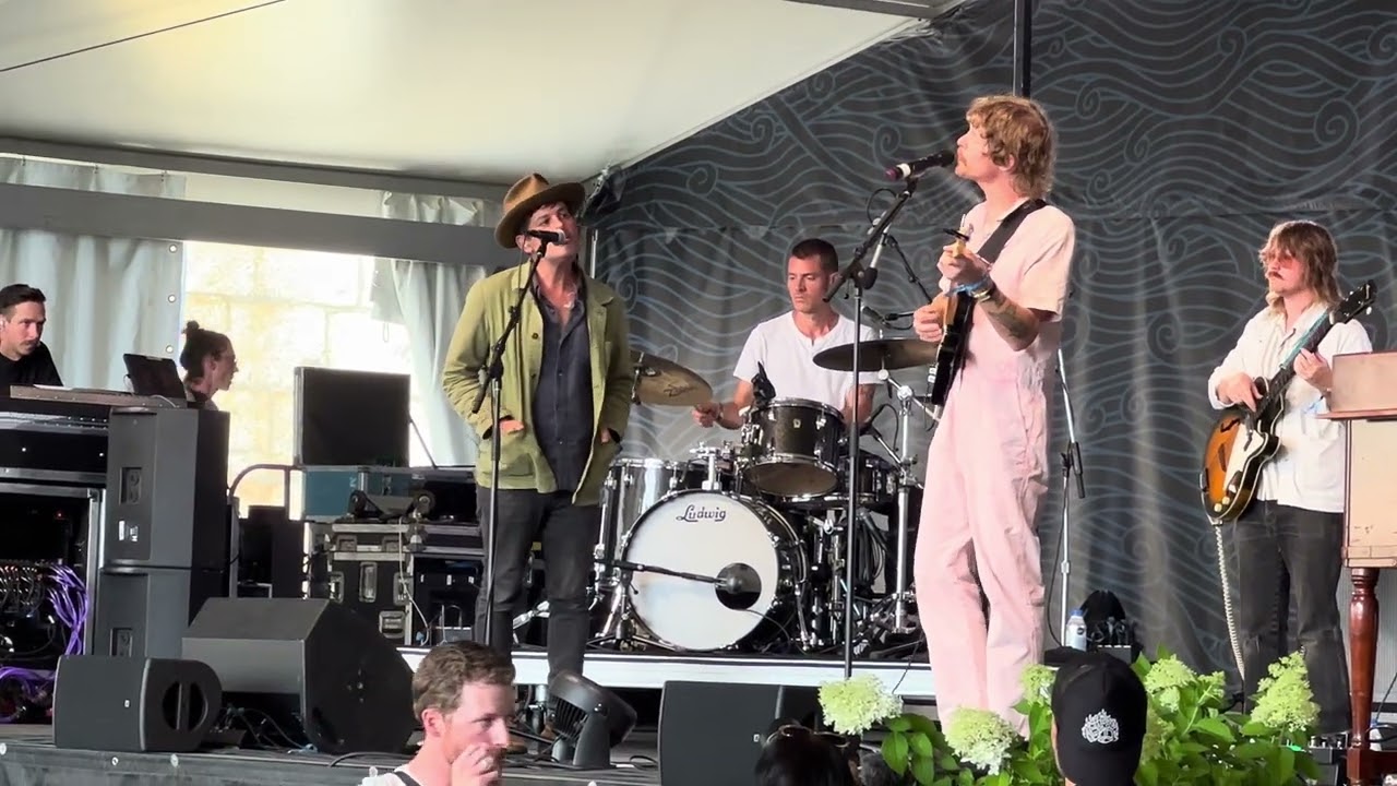 Sumbuck - McKenzie (w/Gregory Alan Isakov)- live at Newport Folk Festival 2023