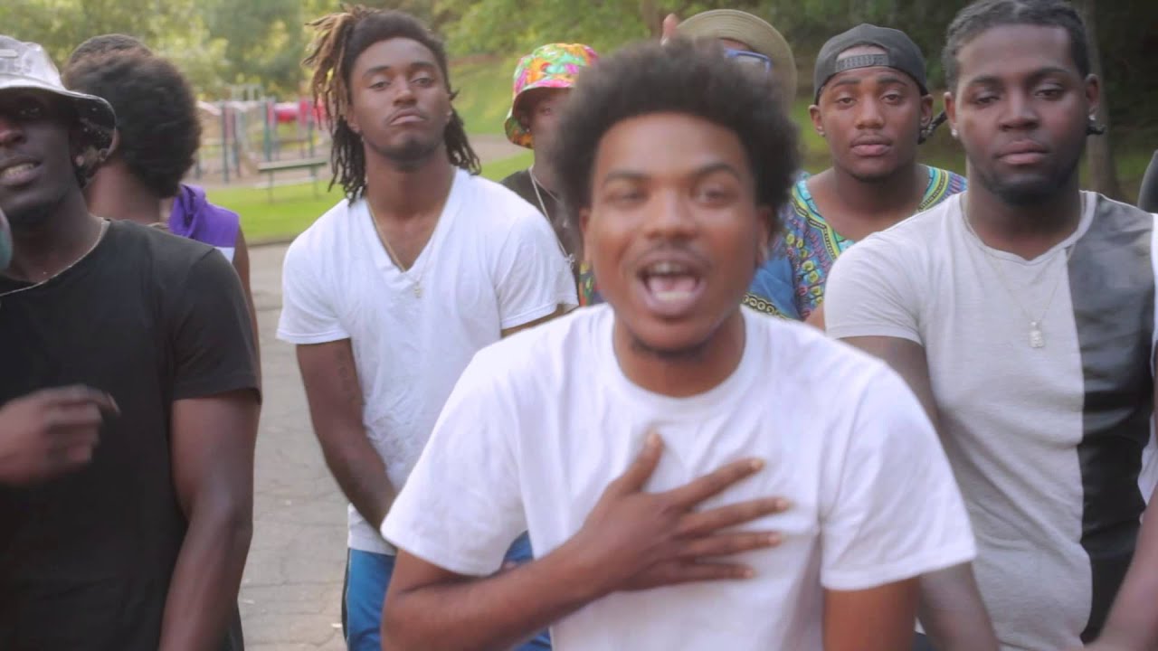 MoneyCrew ft. @Ryns_Quay & TrayG - Talk Of The Town