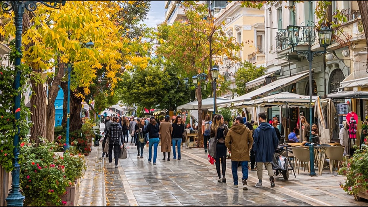 Athens 🇬🇷 at 4:00 PM — Weekend streets & everyday city life in downtown
