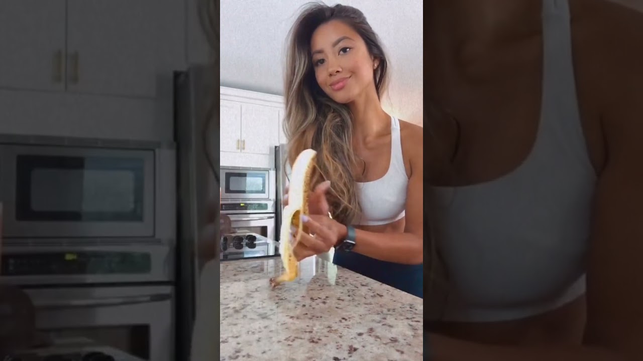 benefits of eating banana 🍌🍌। #banana #trending #shorts #helth #youtubeshorts #foryou #eating #viral