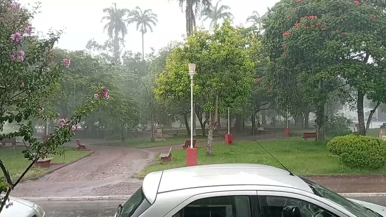 Chuva abençoada por Deus Cravinhos SP .