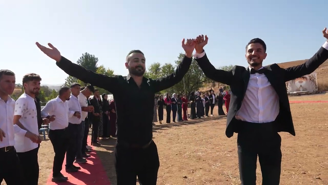 Badıkan Aşireti Kerra Kolundan Aşiret Liderlerinden H.Şirin Aslan Oğlu Erhan Aslan Düğünü..i