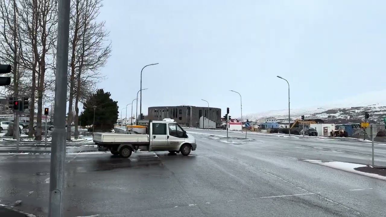 114.02.25-8 (3)阿克雷里的路口