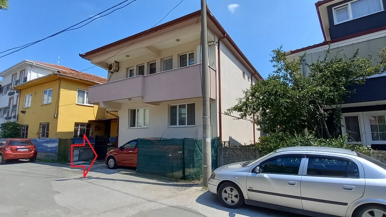 TURYAPTAN SERDİVAN ARABACIALANINDA 245M2 5+2 BAHÇELİ MÜSTAKİL EV 4.260.000 TL