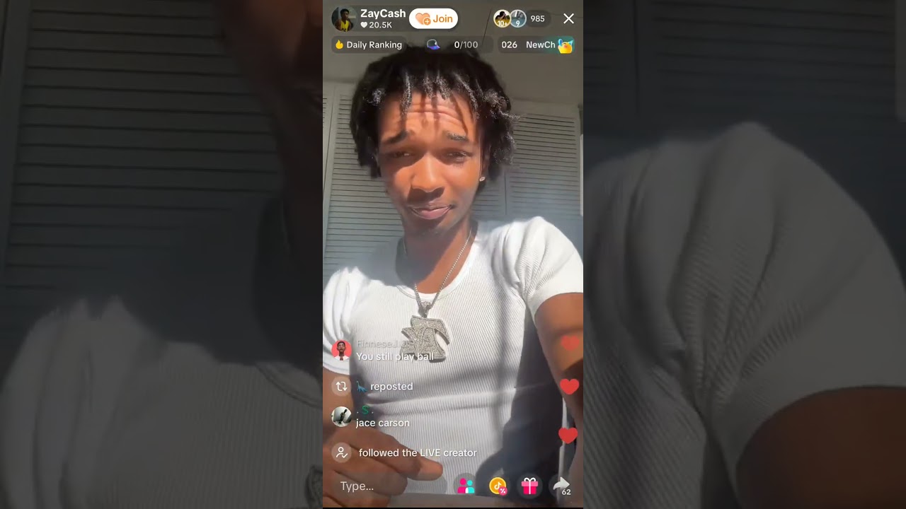 Исайя Хилл в прямом эфире TikTok 13.12.25