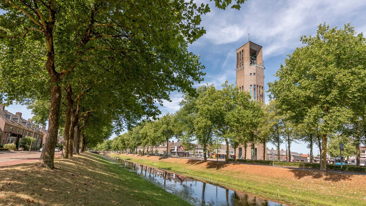 Is de Poldertoren wel het middelpunt van de Noordoostpolder?
