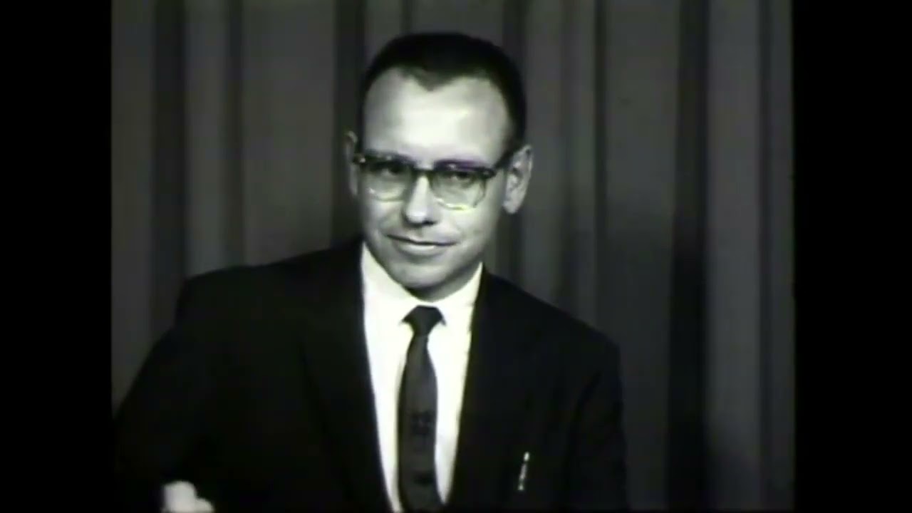 Rare Footage: Warren Buffett Earliest Interview on Camera