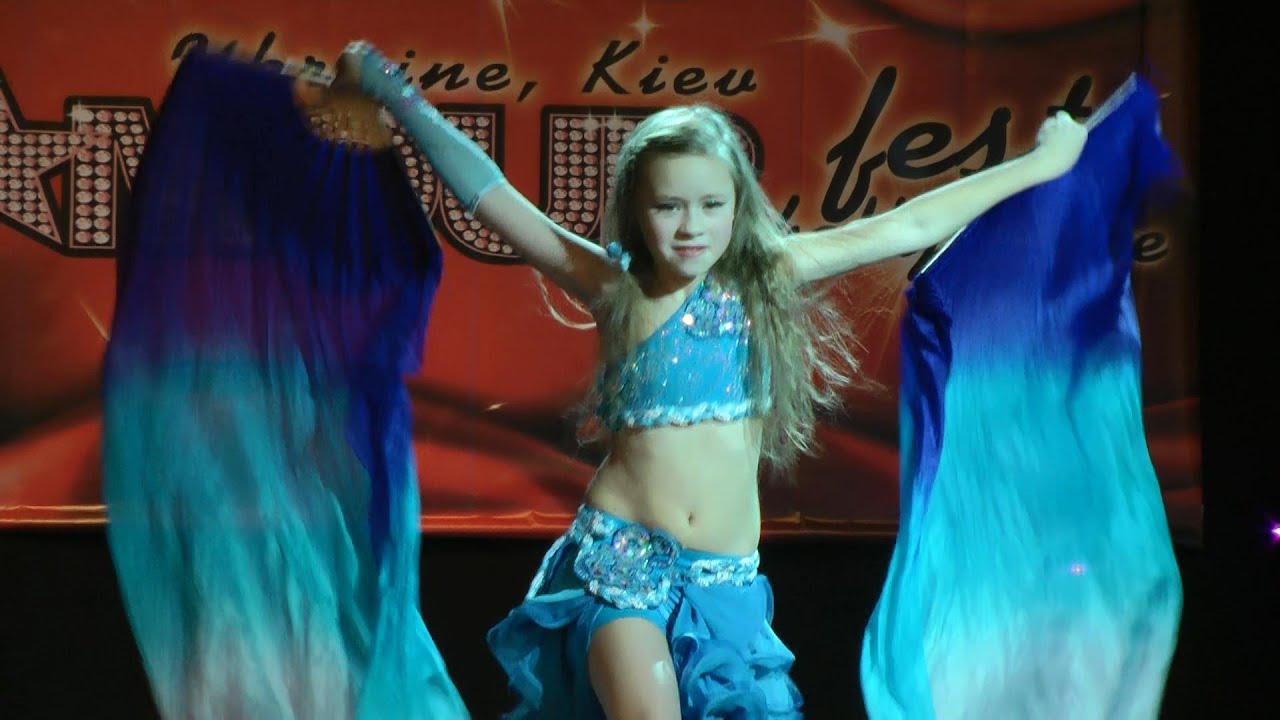 Aleksandra Koziniec ⊰⊱ GLAMOUR bellydance fest '14.