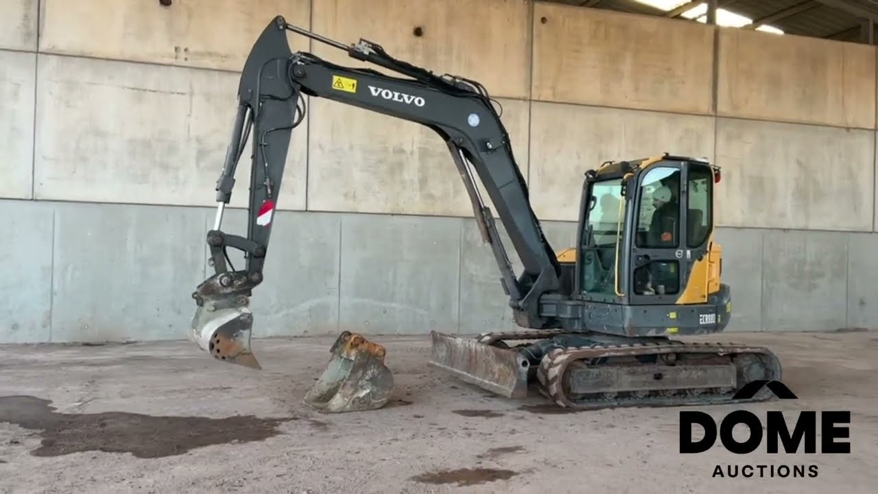 7 - 2017 Volvo ECR88D Midi-rupsgraafmachine