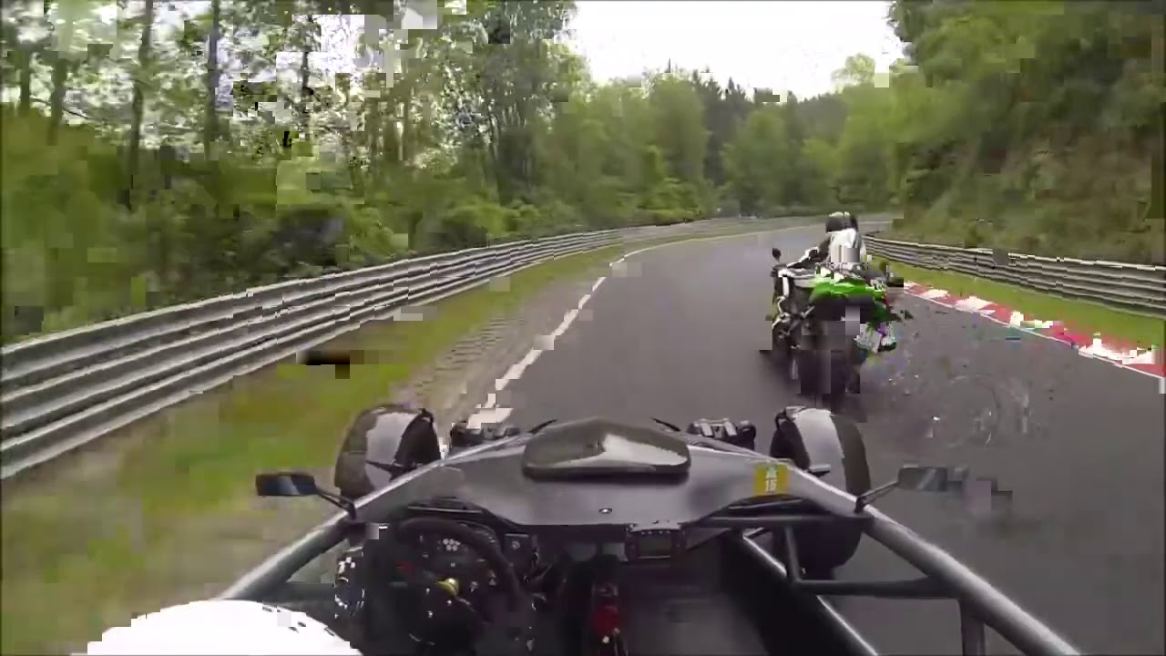 ARIEL ATOM ON THE NURBURGRING VS CORVETTE Z06 600HP