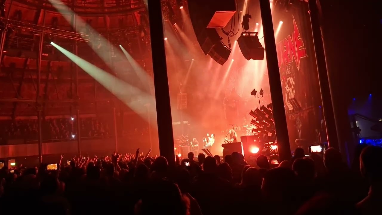 Airbourne (Live it Up) Roundhouse 28/02/2026