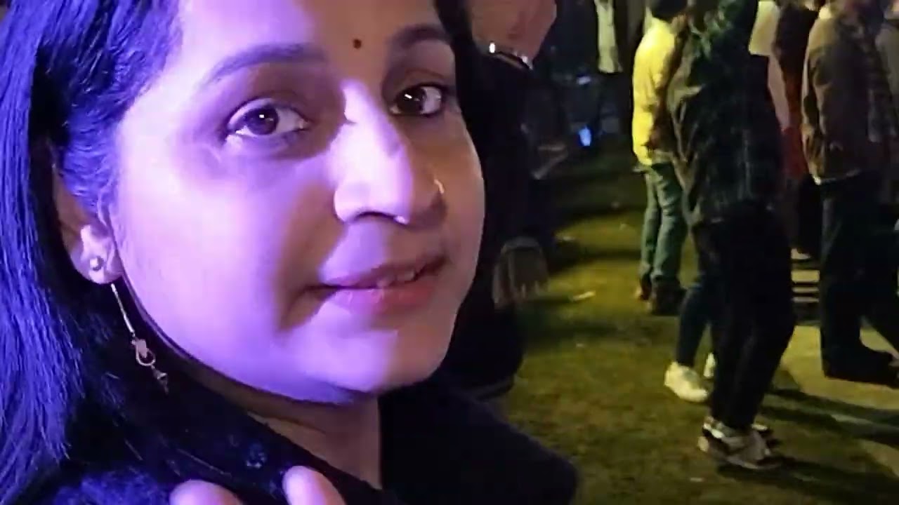 Abhi toh party shuru hui hai on DJ Night at Lohia park, Lucknow....love the vibes