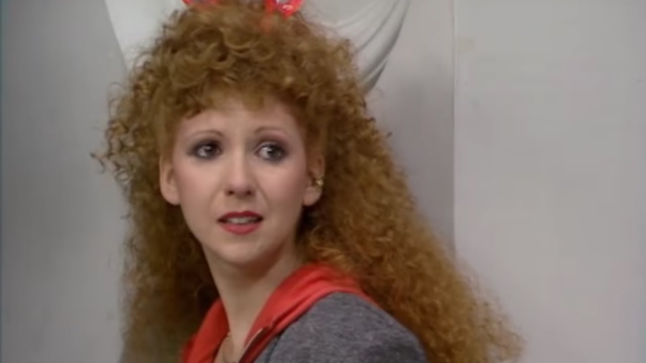 Goodbye Mel, Hello Ace! | Dragonfire  | Doctor Who