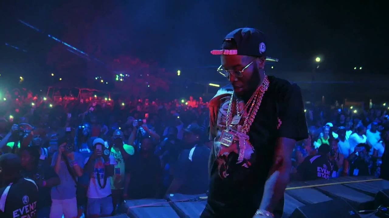 Meek Mill brings out Shy Glizzy in DC: Break The Internet Fest 2016