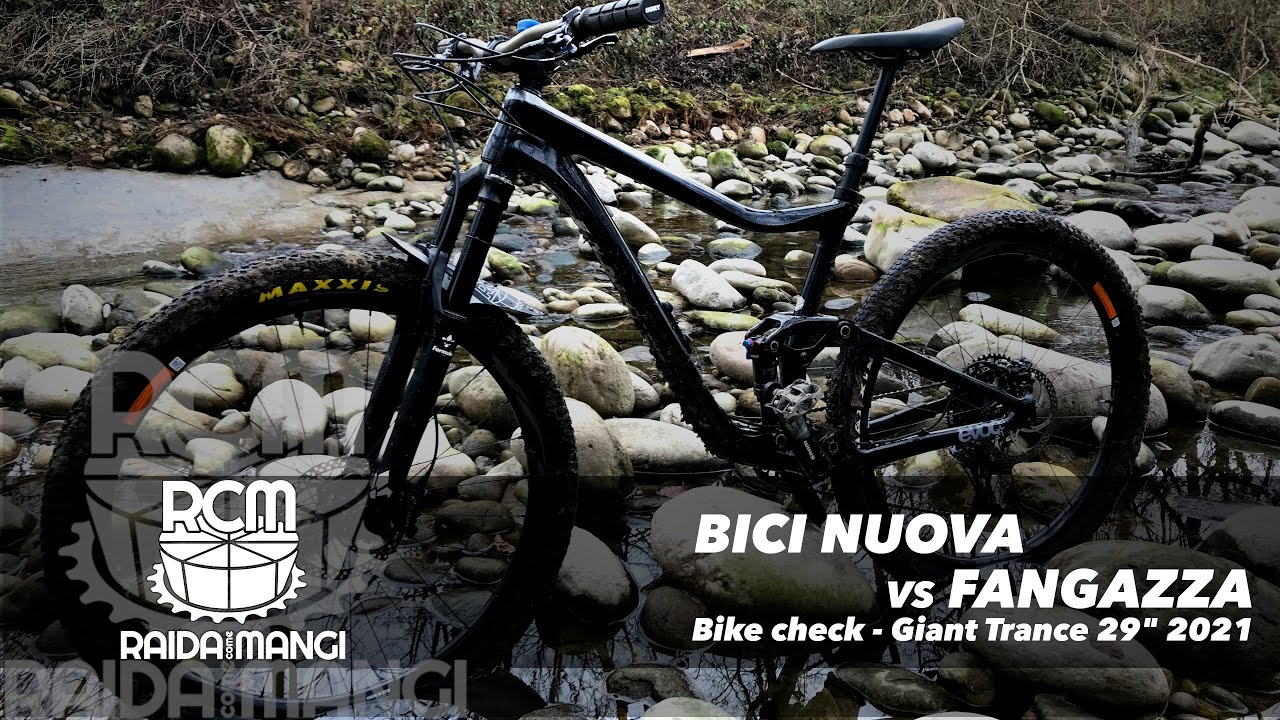 BICI NUOVA VS FANGAZZA - Giant Trance 2021 bike check