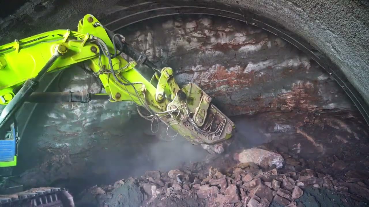 Next-Gen Tunneling Roadheader in Action | Non-Explosive Excavation Breakthrough@LanhiEquipment