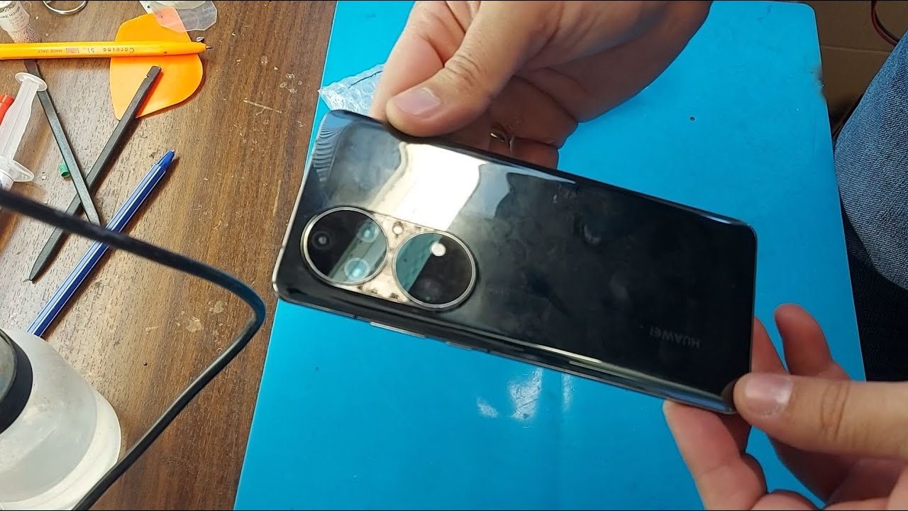 Сложный ремонт Huawei P50 Pro, Замена дисплея и ремонт коннекторов.