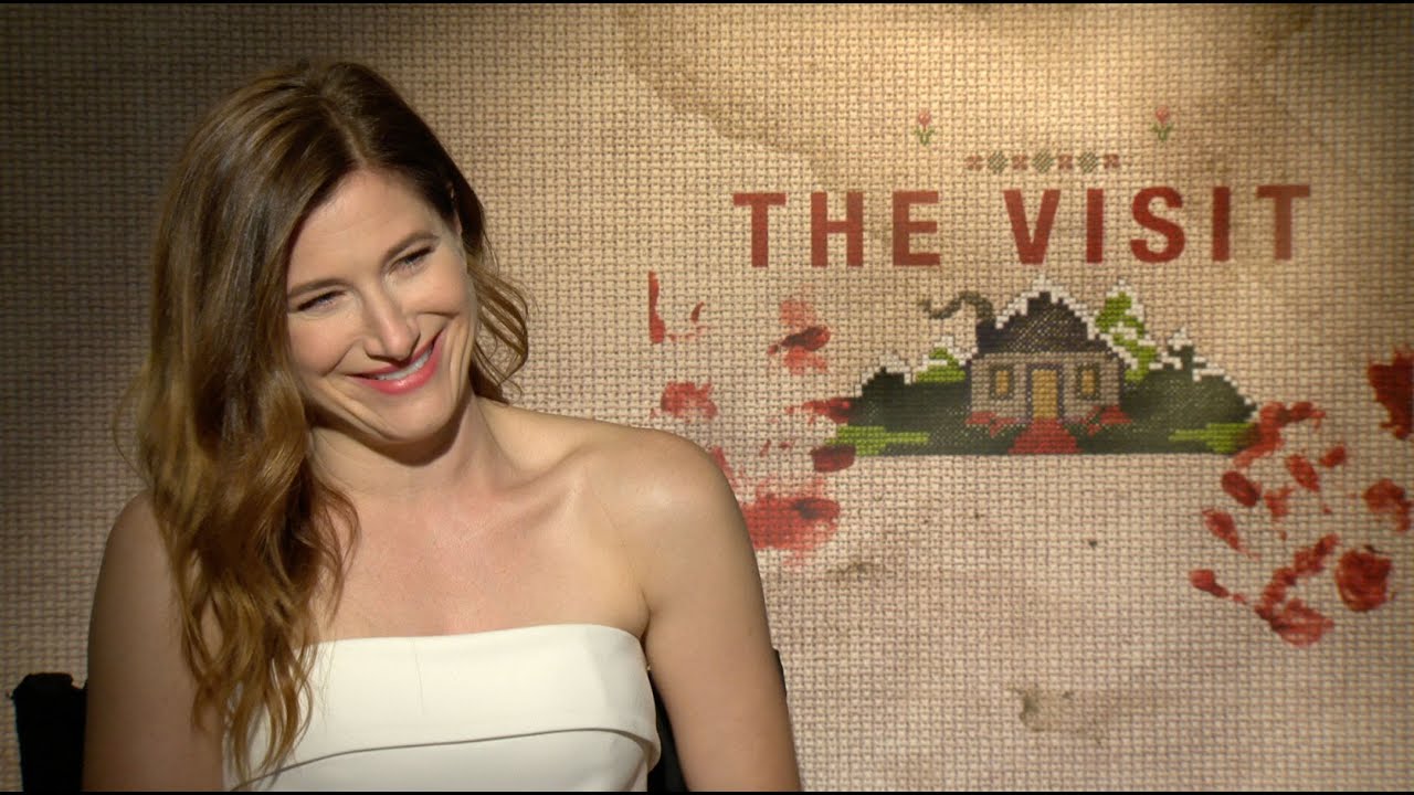 Kathryn Hahn Explains How to Defeat Crazy Old People in ‘The Visit’