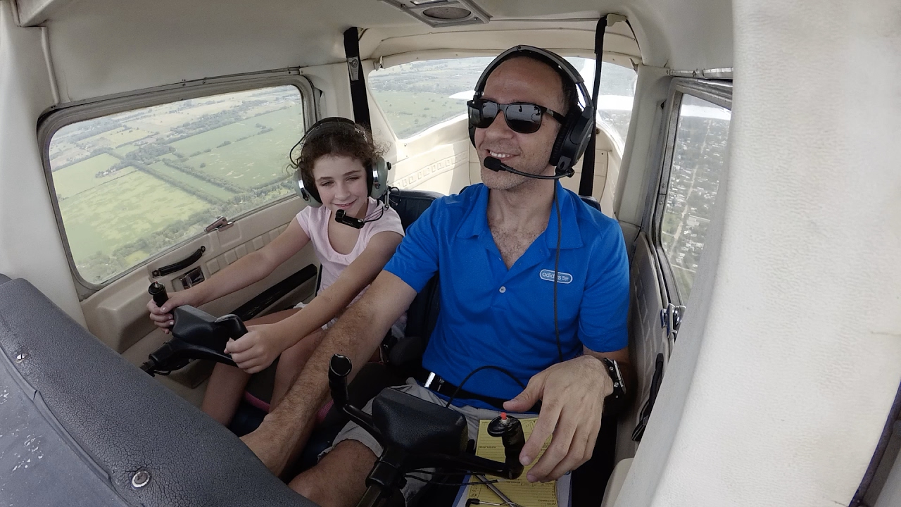Volando de Morón a Lobos con mi hija