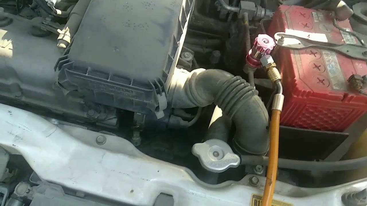 how to service car AC on Maruti Suzuki Alto
