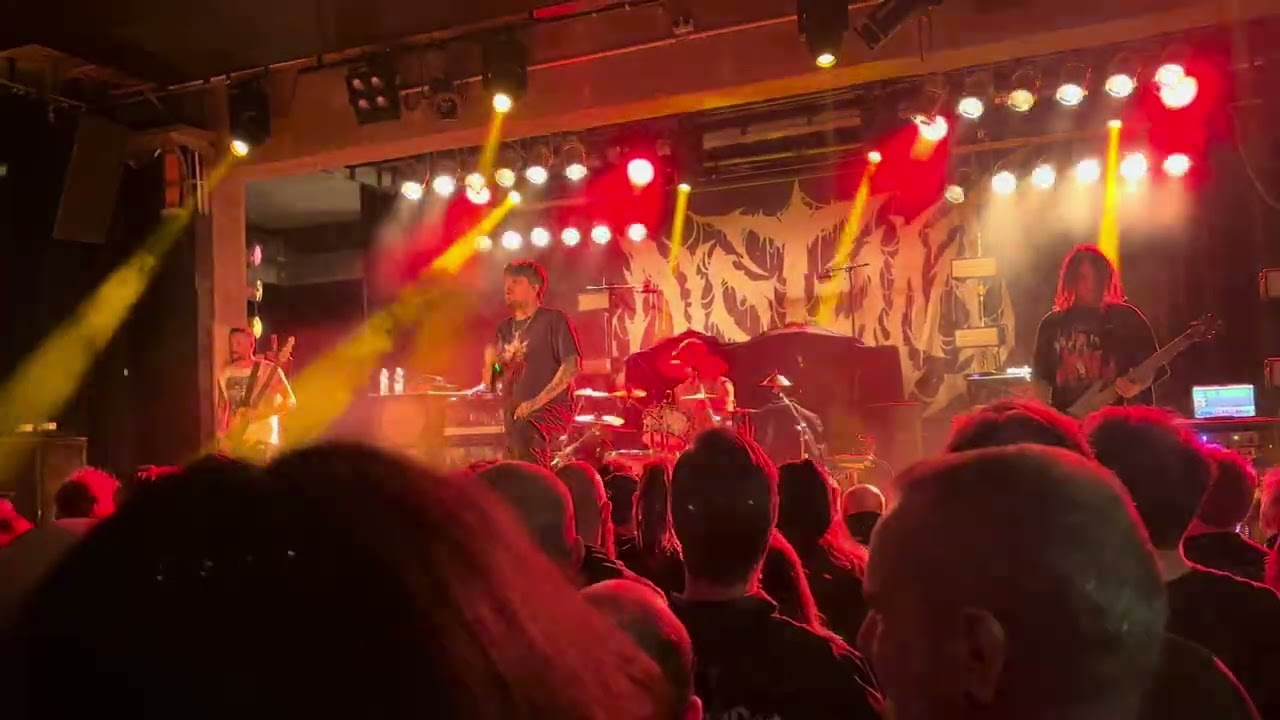 Distant - Born of Blood (live @ Karlsruhe, Germany)