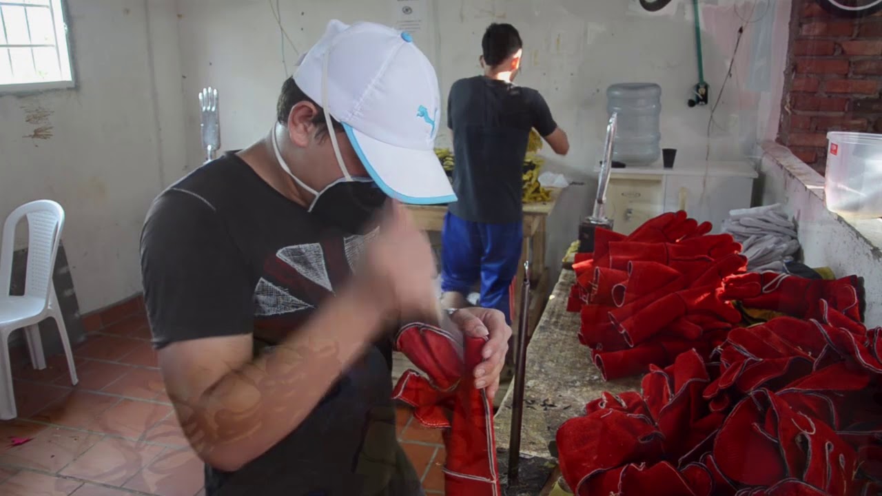 Como se fabrican los guantes industriales