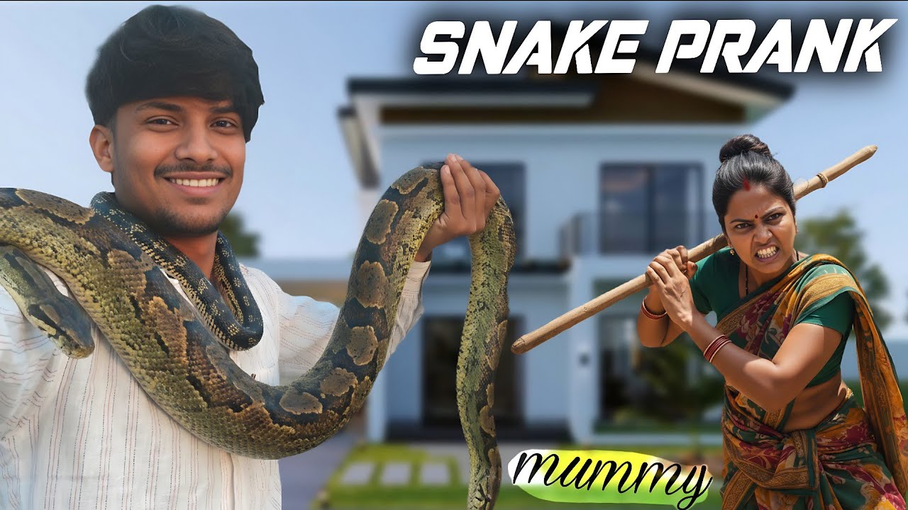 Snake Prank With Mummy 🤠 || Mai Dar Gayi 🤭 || #vlog