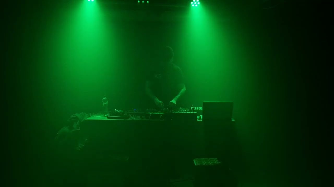 awenydd - live @ radiaction - 18.11.2023