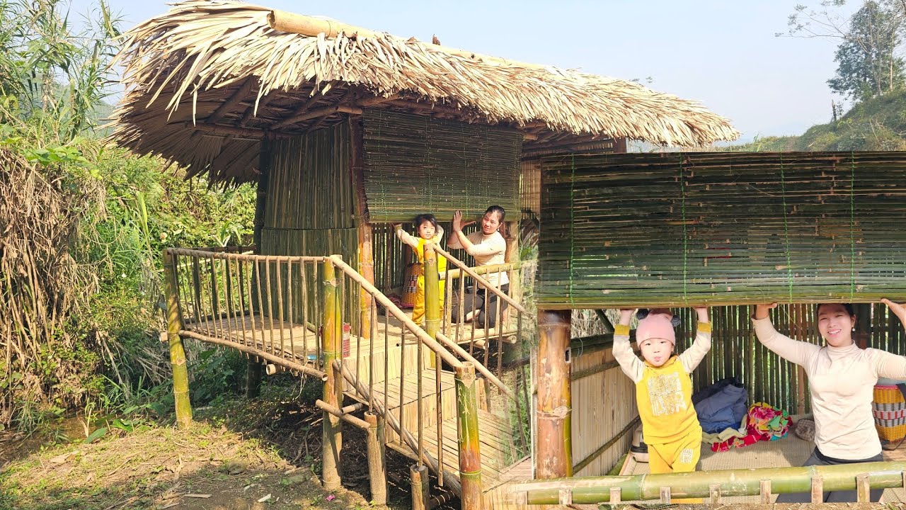 Construct and complete all the bamboo walls of the single mother and daughter's house.