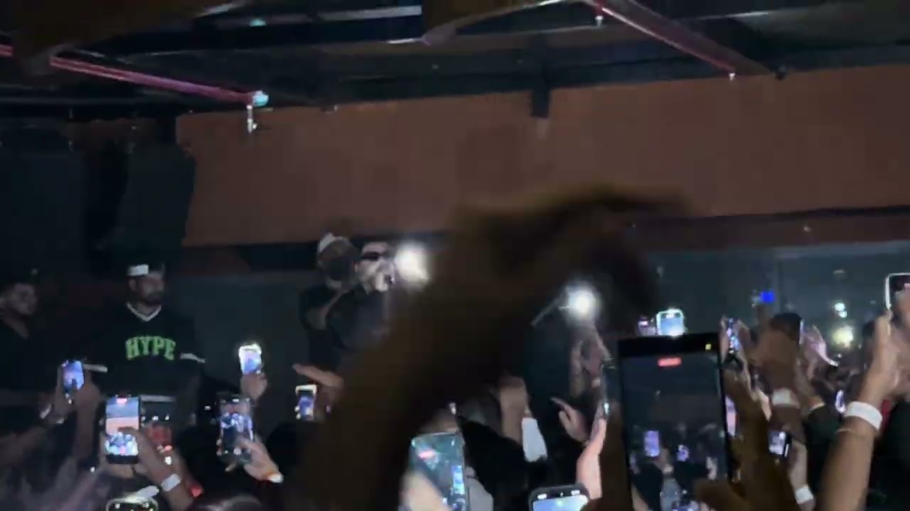 Imran khan performing live in Mumbai SATISFYA