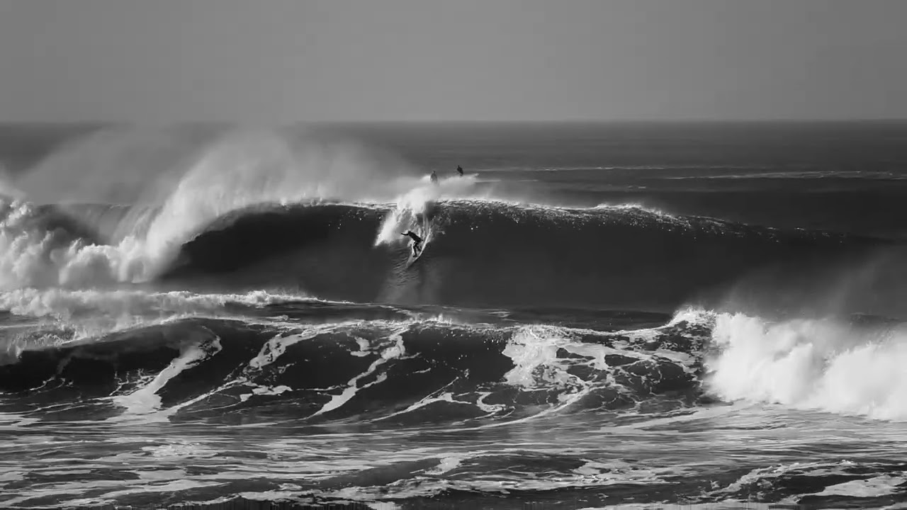 Ocean beach B&W