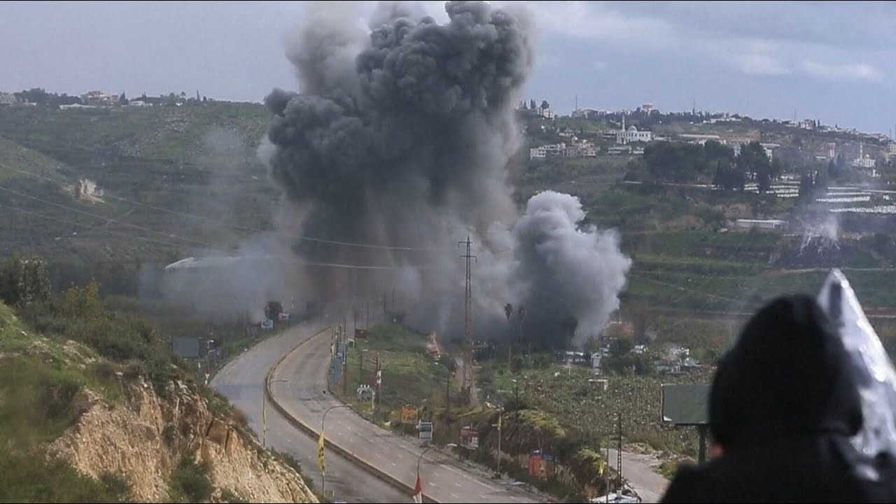Lebanon&rsquo;s president warns Israeli attack on bridge &lsquo;prelude to ground invasion&rsquo;