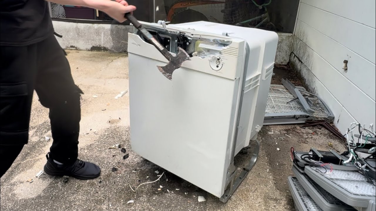 Frigidaire Dishwasher Destruction