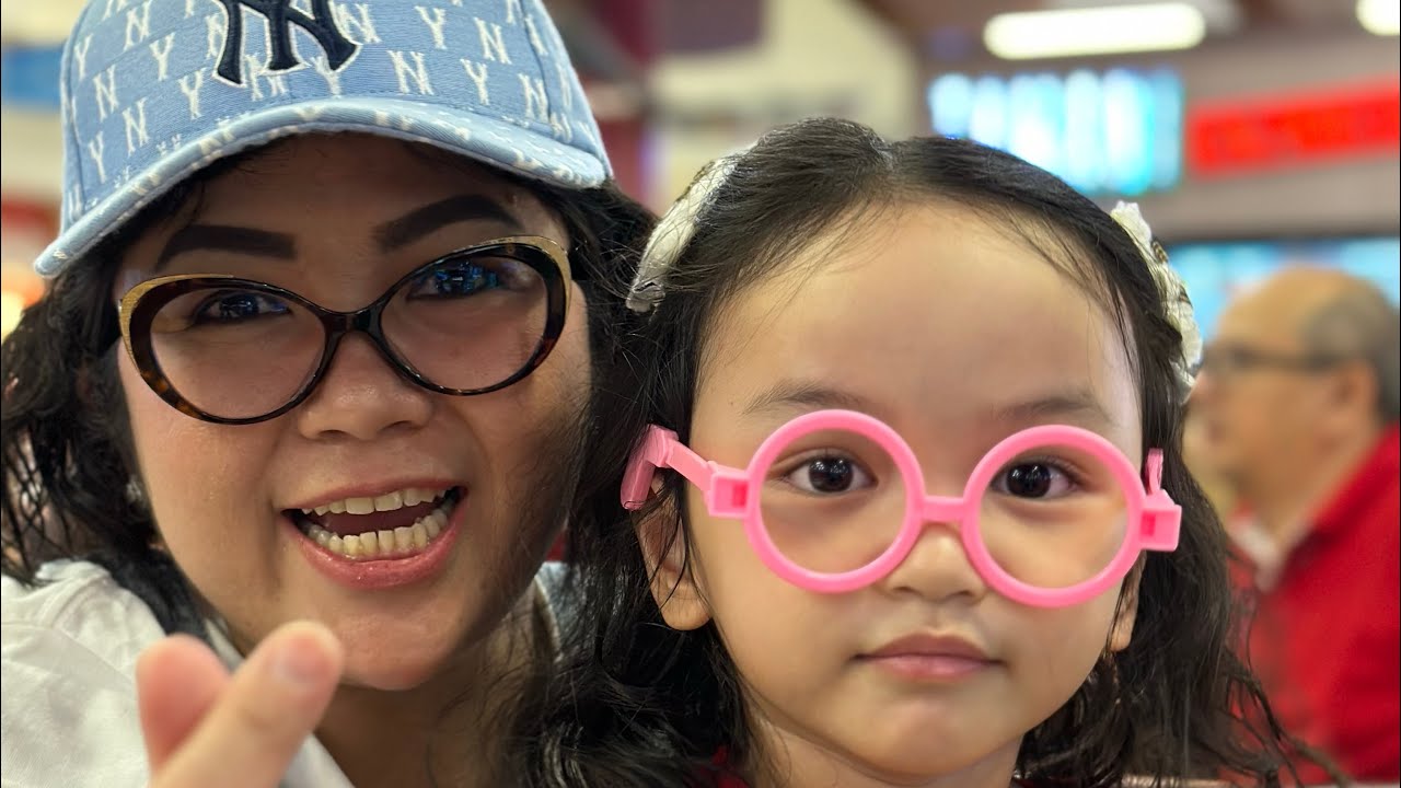 Cute Abby! Ponakan Yang Gemesin! | MAKAN PUJASERA PIM RAME BANGET