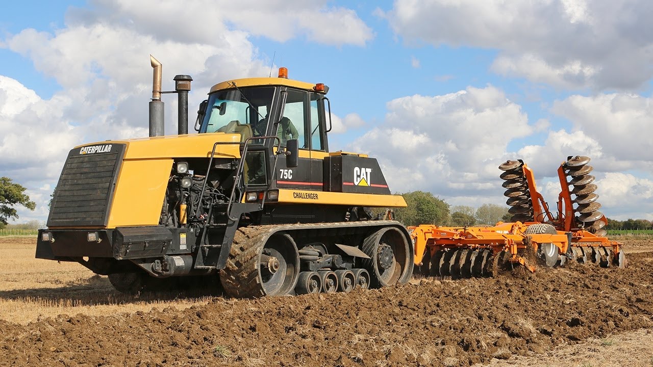 Modern classic 1995 Caterpillar Challenger 75C crawler and Simba Solo 380ST one-pass cultivator