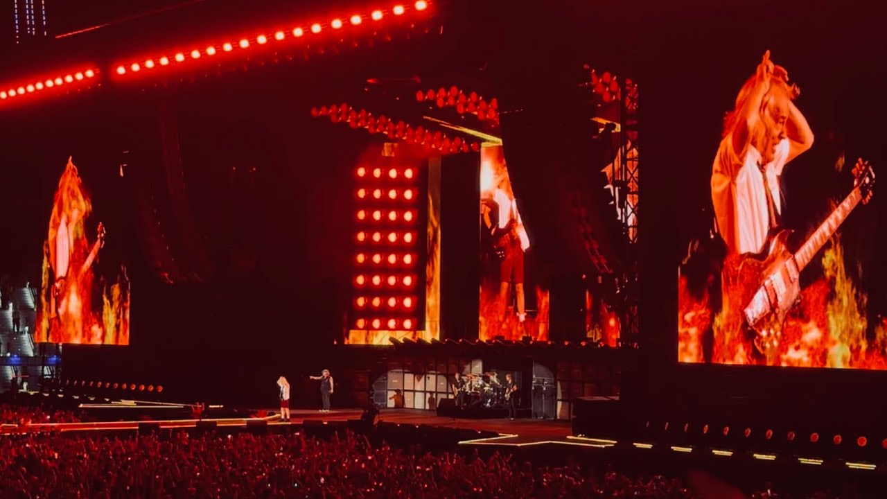 AC/DC - Highway To Hell (LIVE Madrid 12/07/2025 Estadio Metropolitano)