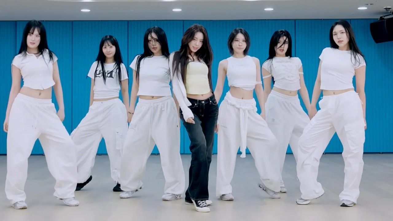 YUNA- 'Ice Cream' Dance Practice [MIRRORED]
