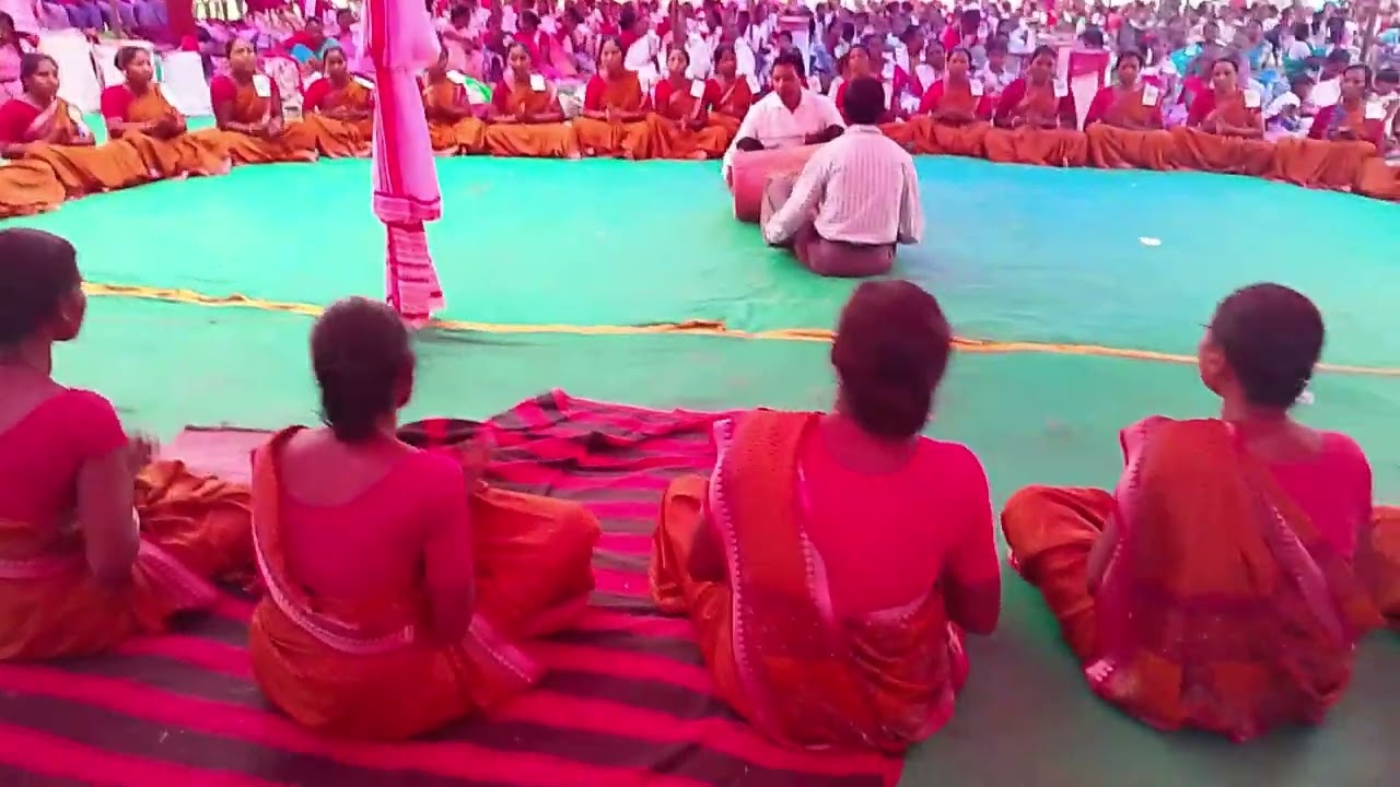 कुंवरटोली बनमाली मण्डली महिला समिति।