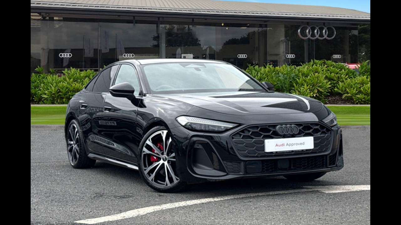 Audi S5 Saloon Edition 1 TFSI 367 PS S tronic in Mythos Black Metallic - KM25HLH