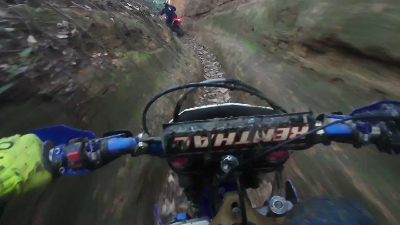 Los túneles Puerto Plata. #viralvideos #enduro #ktm #motocross #shorts 