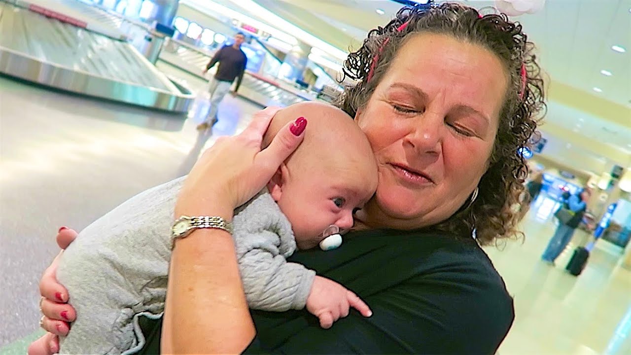 BABY MEETS GRANDMA!
