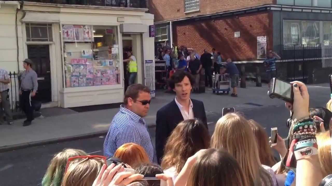 Benedict Cumberbatch talks to the fans