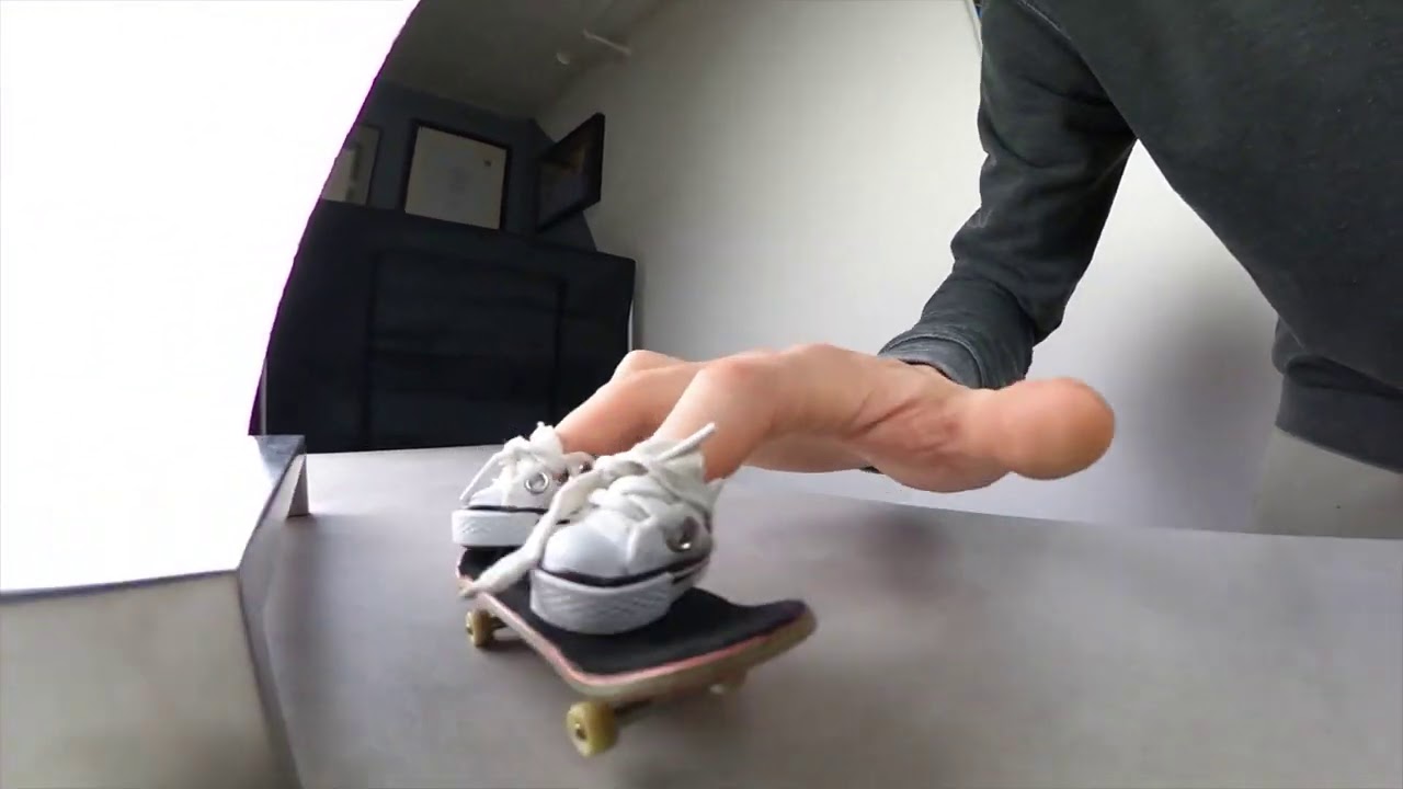 FlatFace Fingerboards Christmas Montage 2020