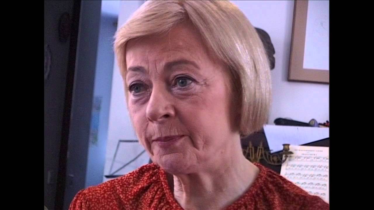 FOOD OF LOVE - INTERVIEW - GERALDINE McEWAN