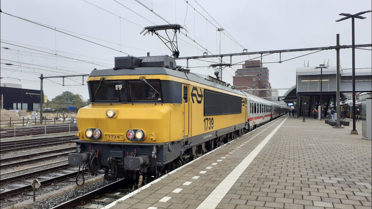 Lange treinen en meer op station Amersfoort Centraal 30 oktober 2021