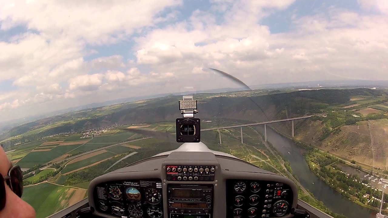 Superdimona, HK36TC, EDRK, Koblenz-Winningen, Landing
