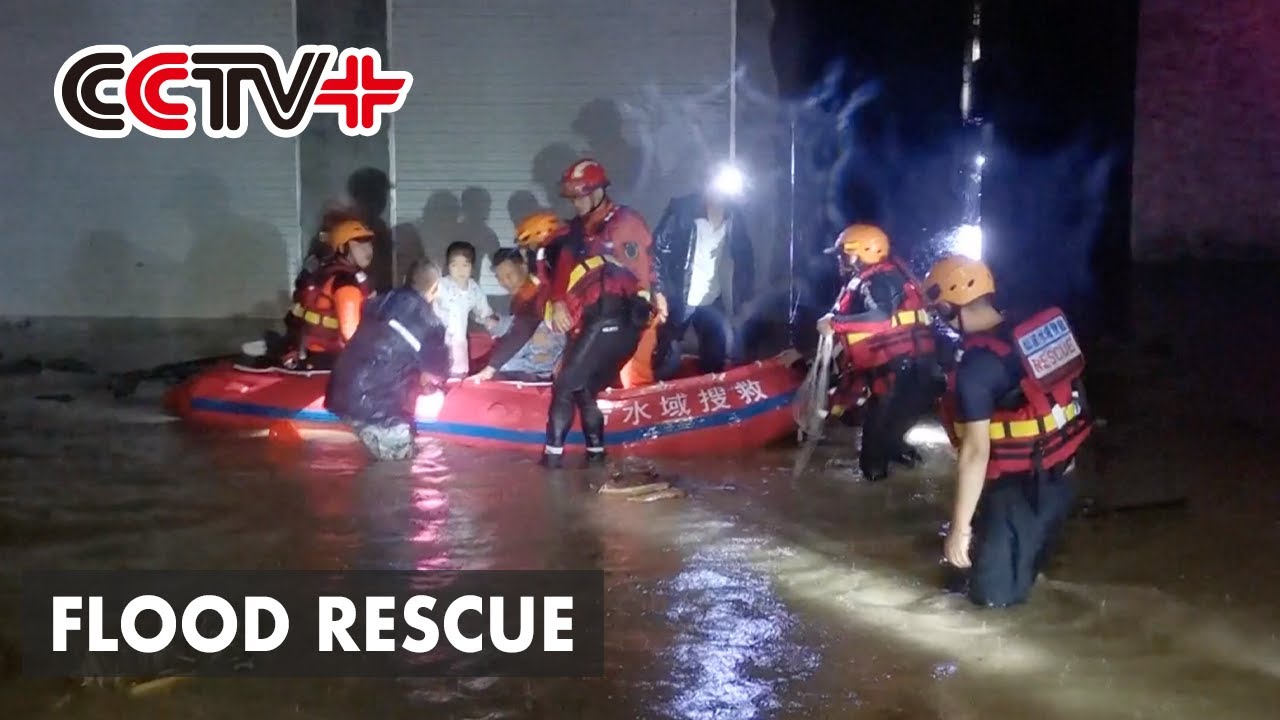 Rescuers Perform Swift Rescue Operations As Floods Hit North, East China Areas